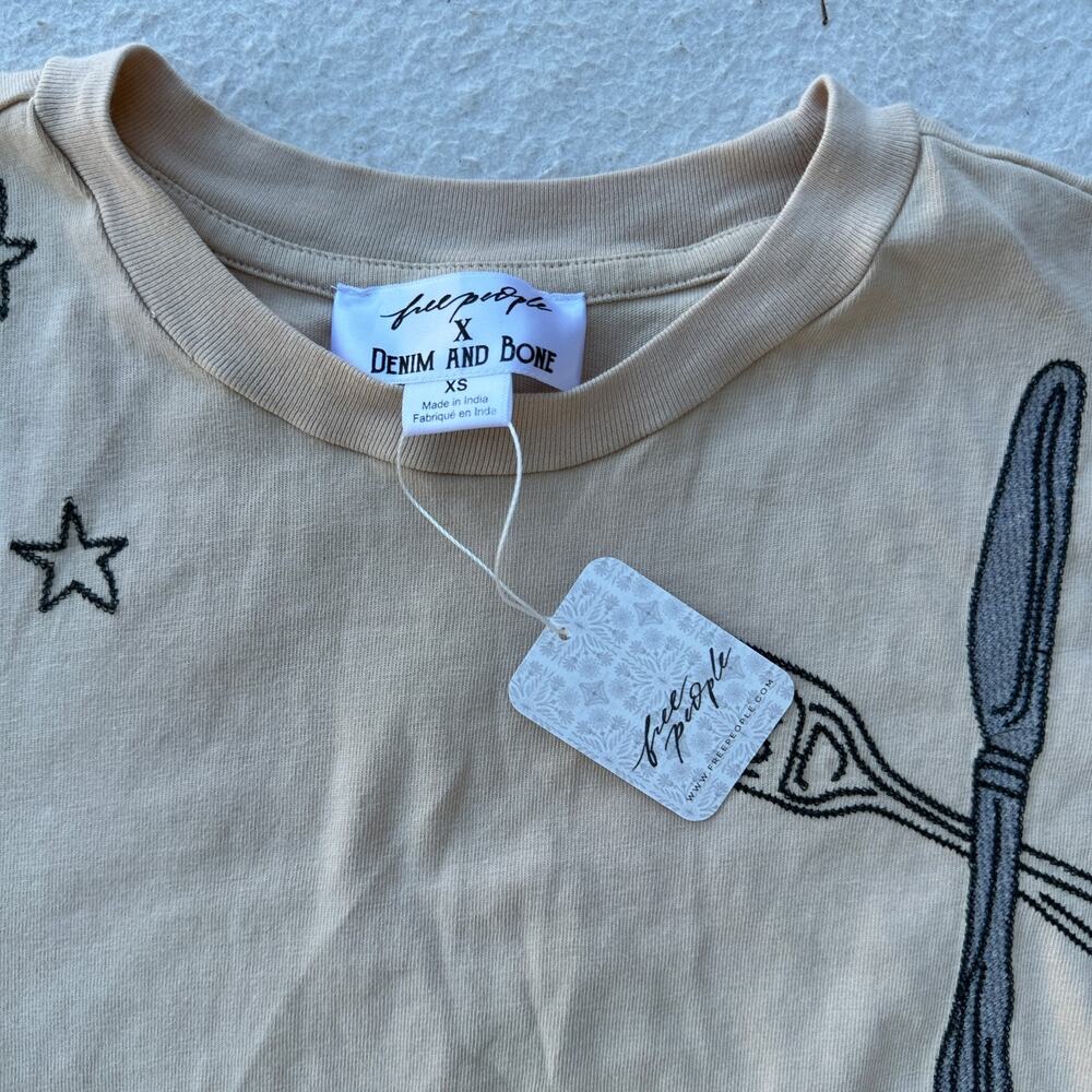 Free People X Denim And Bone Dinner Party Tee Women's XS Green Embroidered - NWT - Picture 6 of 10